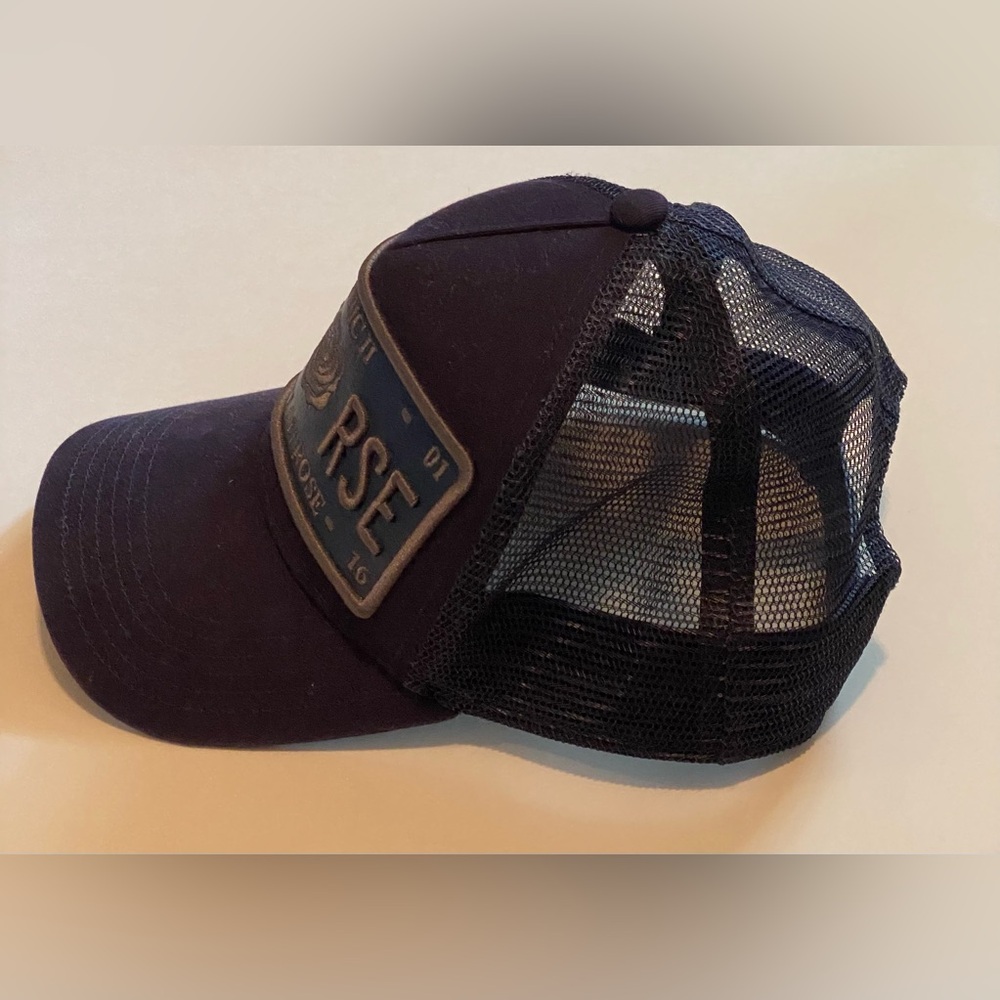 Christian Rose Navy Vinyl Iconic II Plate Men’s Trucker Baseball Cap - Picture 5 of 15